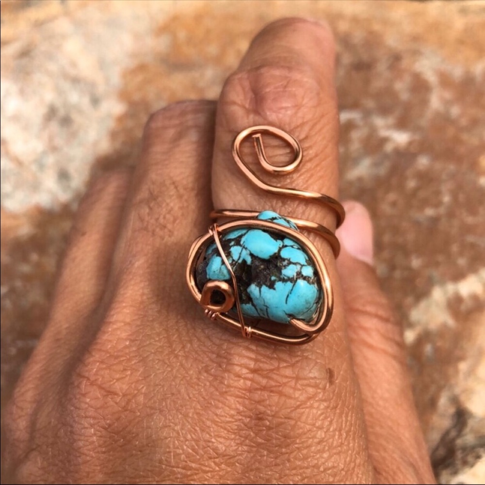 Adjustable Turquoise Howlite Ring - Picture 5 of 6